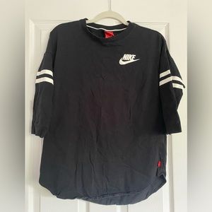 Nike 3/4 sleeve size medium